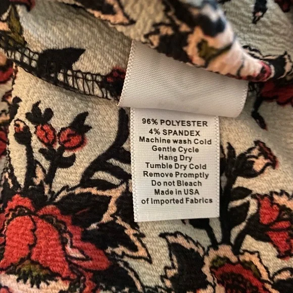 Agnes & Dora Flounce Pencil skirt - Picture 3 of 3